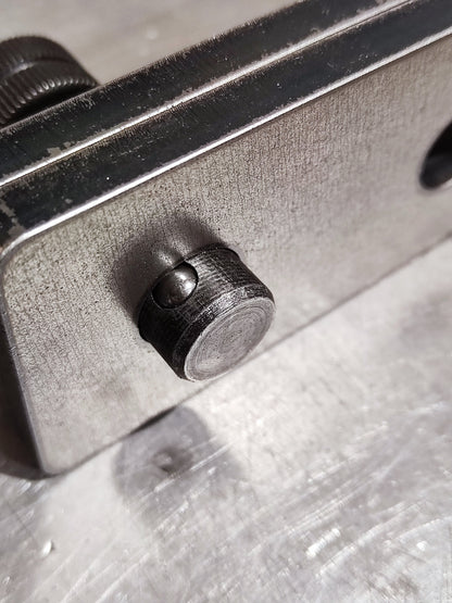 Kugelsperrbolzen verstellbar D16