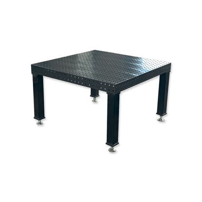 3D Schweißtisch PROFI D16 Plasmanitriert – 1200×1200×100 mm | 12 mm stark + 30-tlg. Werkzeugsatz