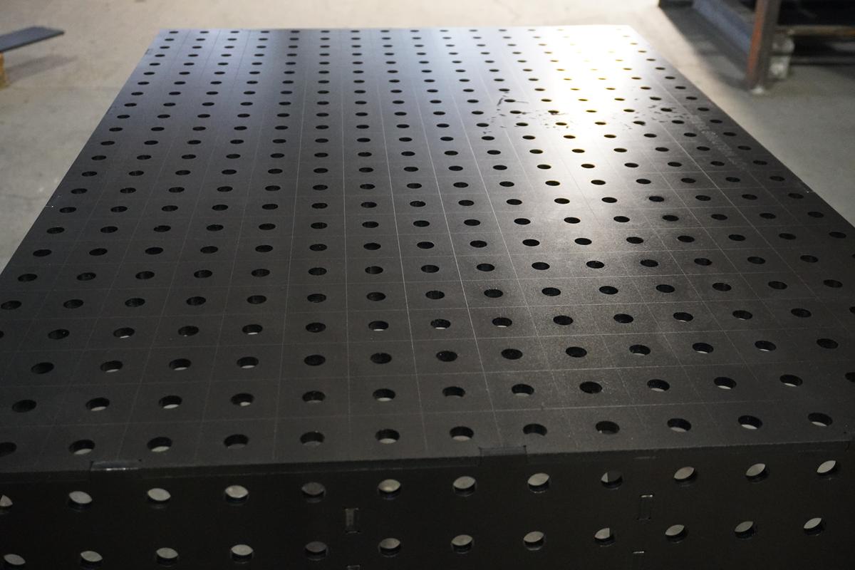 3D Schweißtisch PREMIUM D16 | 1200x800x150x6mm