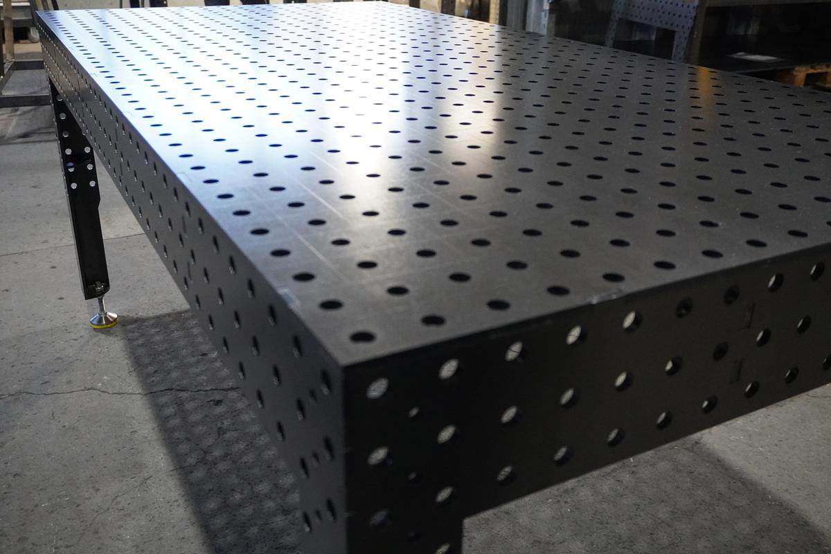 3D Schweißtisch PREMIUM D16 | 2000x1000x150x8mm – Maximale Präzision &amp; Stabilität für Profis

🔧 Der perfekte Schweißtisch für höchste Ansprüche – Stabilität, Flexibilität und Präzision auf Profi-Niveau!