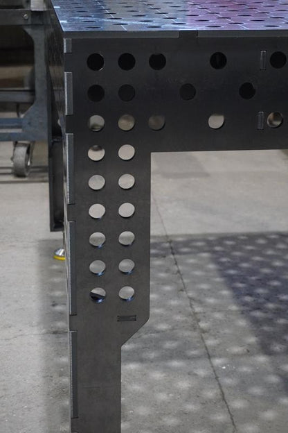 3D Schweißtisch PREMIUM D28 | 1500×1000×200×12 mm&nbsp;

Robuste Profi-Arbeitsfläche für maximale Präzision im D28-Lochsystem.