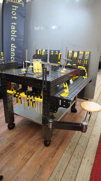 Schwebehocker| Arbeitshocker für Schweißtisch