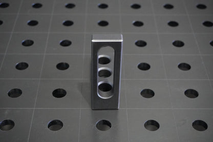 Anschlag-Spannwinkel D16 | 90x30x90x12mm - 3x Rundoloch - 1x Langloch