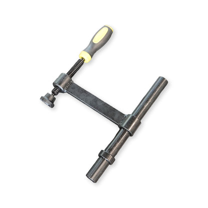 Rohrschraubzwinge mit Kunststoffgriff – D28 | Perfekte Fixierung für Ihren Schweißtisch