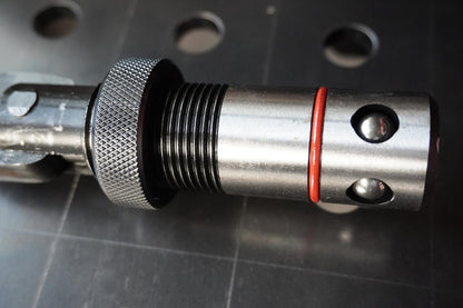 Schnellspannbolzen mit Griff D28x50mm