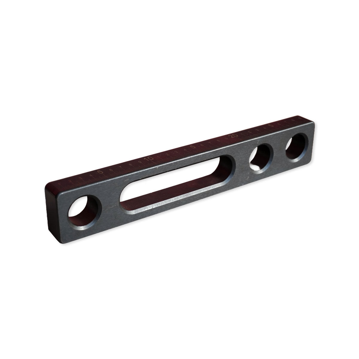 universal-anschlage-d28-300x50x75x25mm-1xlangloch-3xrundloch-1